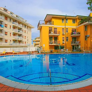  Apartment Residences La Rustica & Elite Italien