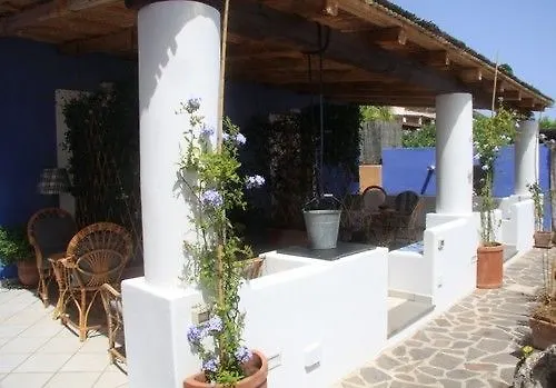 *** Frühstückspension B&B Le Sette Vele Da Riccardo Santa Marina Salina Italien